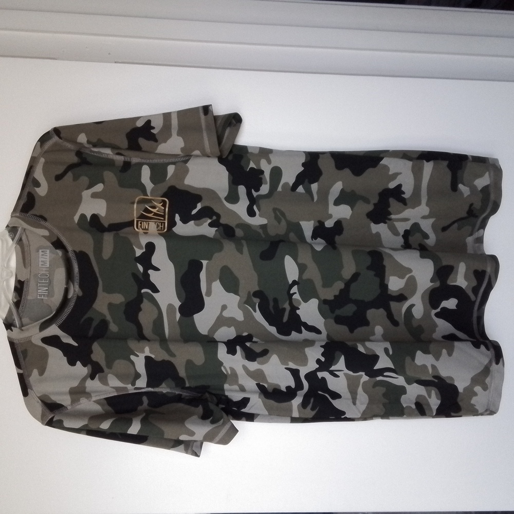 Fintech Camouflage Men's Fishing Shirt Size Medium